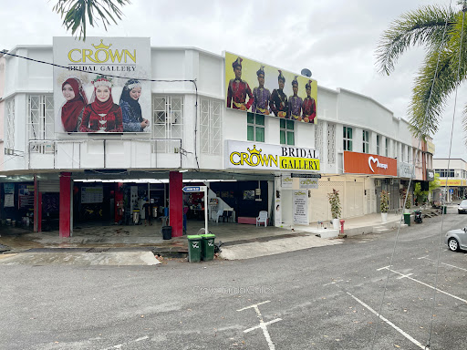 Butik Pengantin Crown Bridal Gallery.