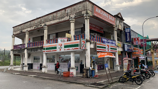 7-11 Pekan Nilai