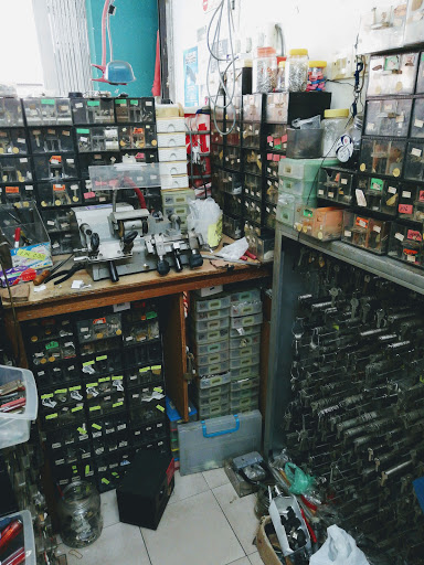 Great Win Trading (Stationary & Locksmith Shop)
