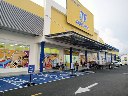 TF Value-Mart Pantai Remis