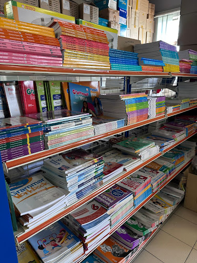 Wonderworld Books Center