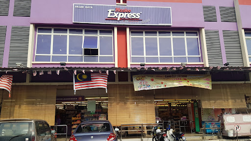 PASARAYA MASLEE PEKAN NENAS