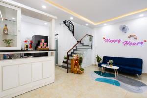 Happy House Studio - Ruang Fotografi Ceria & Profesional
